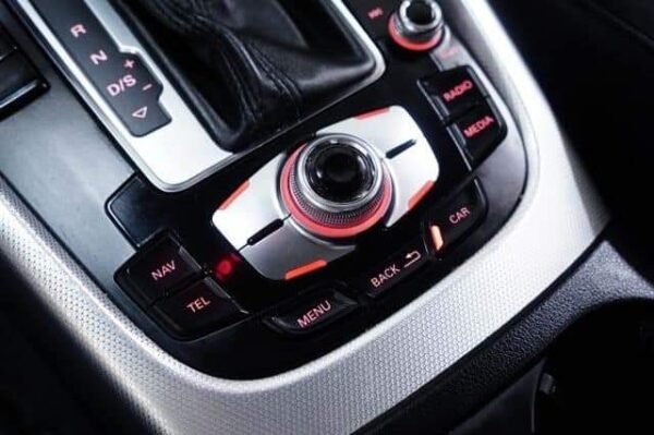 Audi Q5 – Image 20