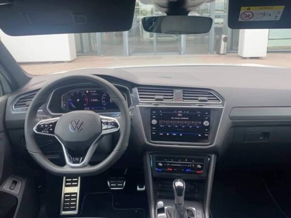 Volkswagen Tiguan – Image 10