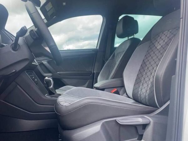 Volkswagen Tiguan – Image 9