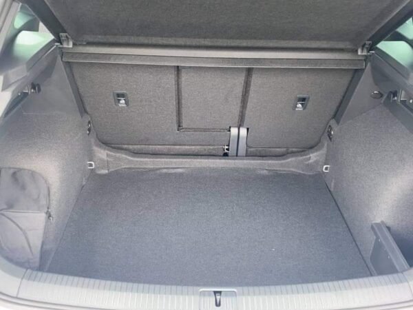 Volkswagen Tiguan – Image 14