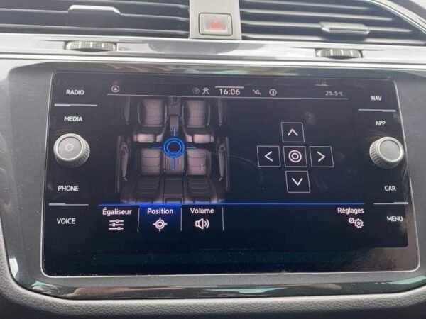 Volkswagen Tiguan – Image 24
