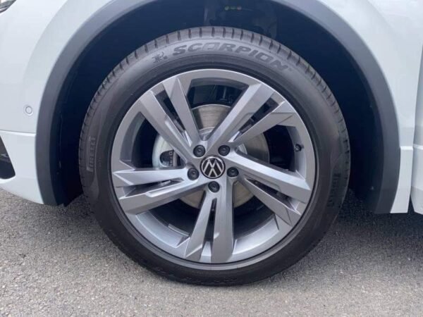Volkswagen Tiguan – Image 23
