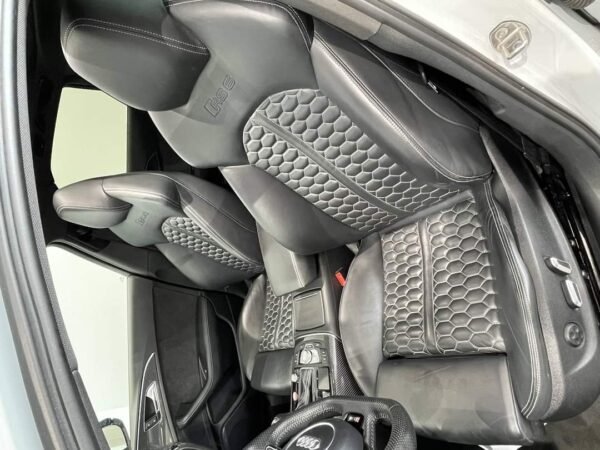 Audi RS6 – Image 13