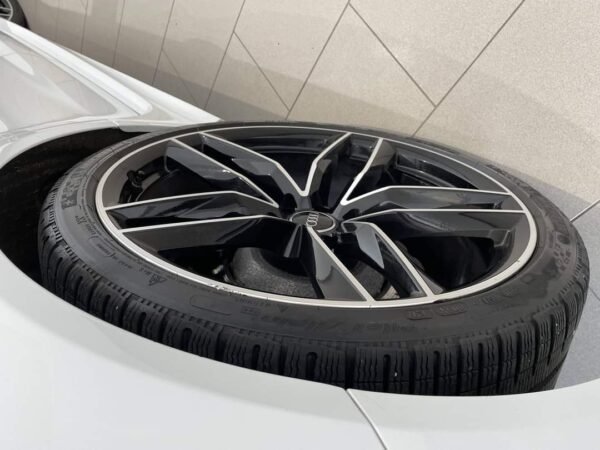 Audi RS6 – Image 22