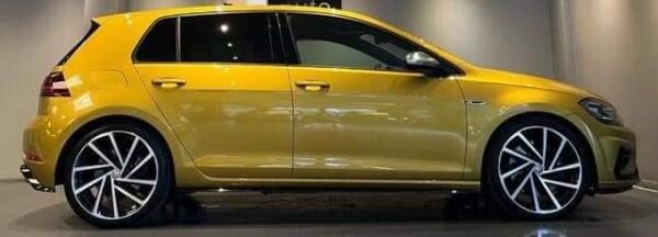 Volkswagen Golf – Image 9