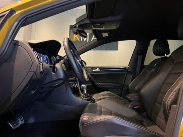 Volkswagen Golf – Image 14