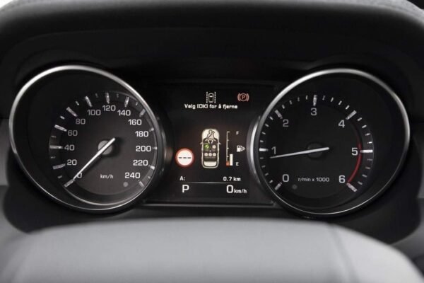 Land Rover Range Rover Evoque – Image 21