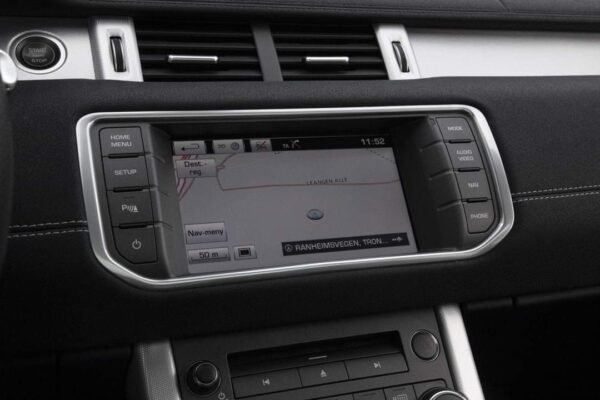 Land Rover Range Rover Evoque – Image 23
