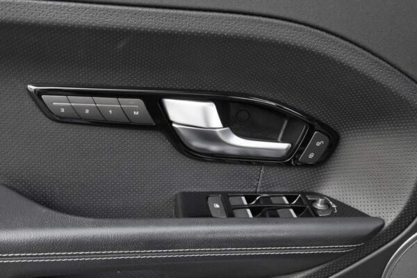 Land Rover Range Rover Evoque – Image 24