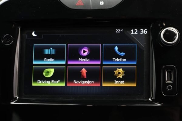 Renault Clio – Image 8
