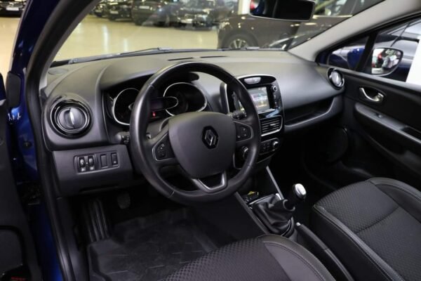 Renault Clio – Image 16