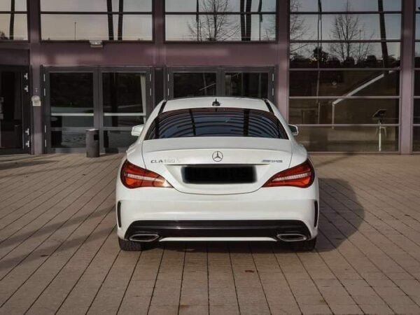 Mercedes-Benz CLA 180 – Image 9