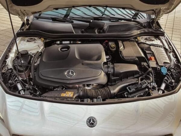 Mercedes-Benz CLA 180 – Image 8