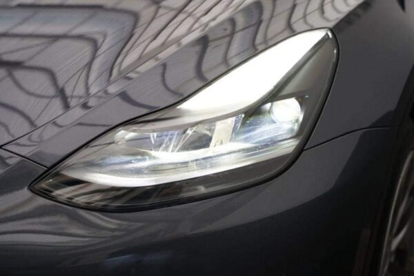 Tesla Model Y – Image 7