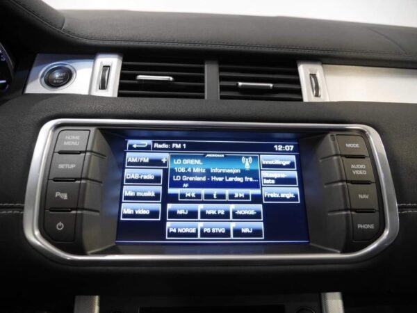 Land Rover Range Rover Evoque – Image 25
