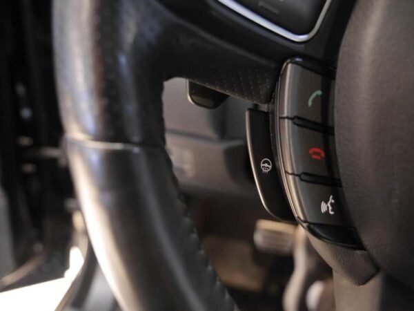 Land Rover Range Rover Evoque – Image 32