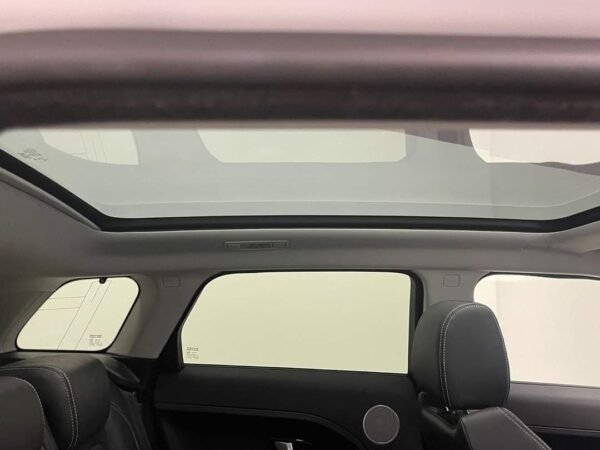 Land Rover Range Rover Evoque – Image 3