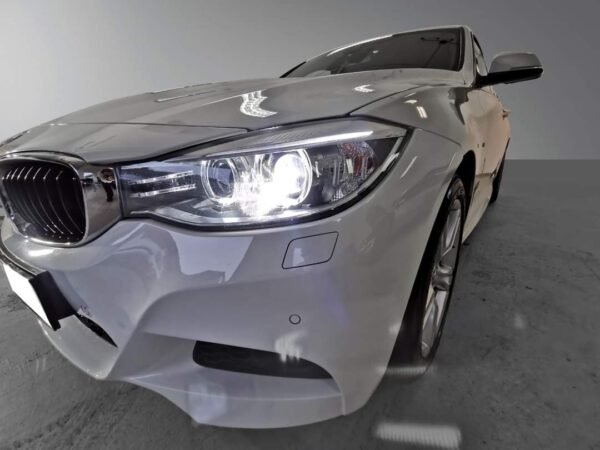 BMW Série 3 – Image 12