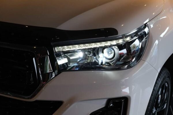 Toyota HiLux – Image 3