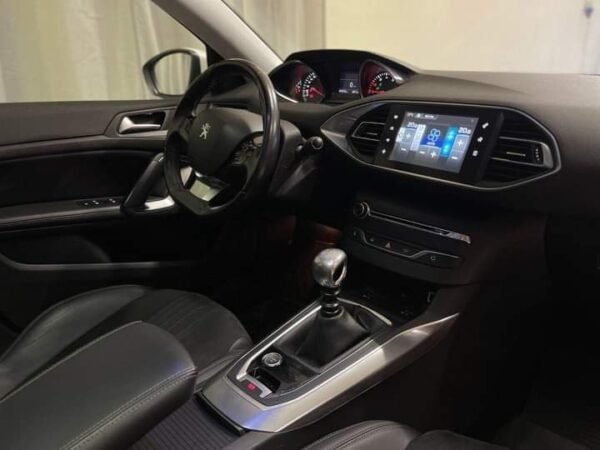 Peugeot 308 – Image 7