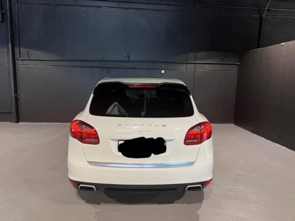 Porsche Cayenne – Image 10