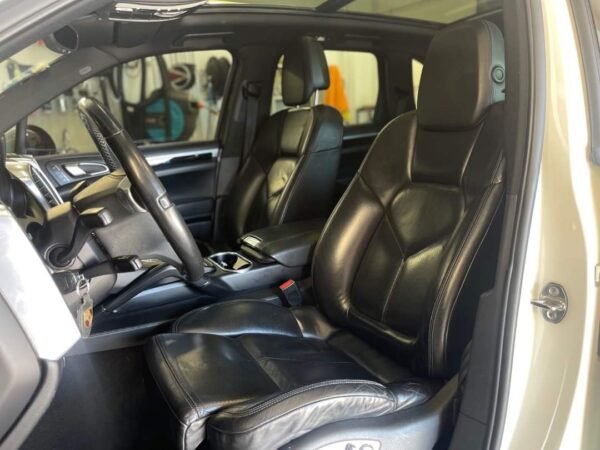 Porsche Cayenne – Image 17