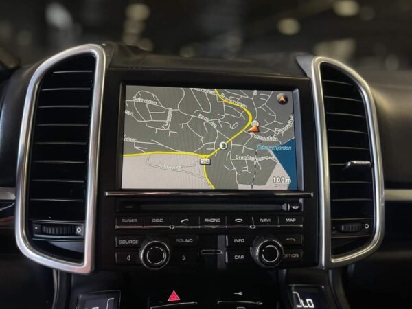 Porsche Cayenne – Image 14