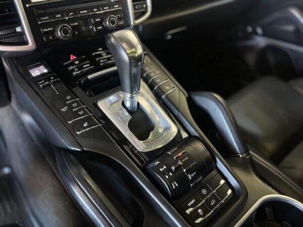 Porsche Cayenne – Image 20