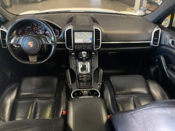 Porsche Cayenne – Image 22