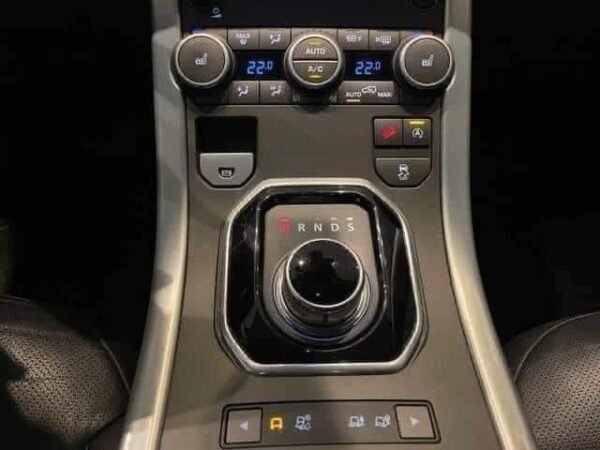 Land Rover Range Rover Evoque – Image 10
