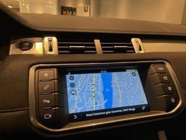Land Rover Range Rover Evoque – Image 21