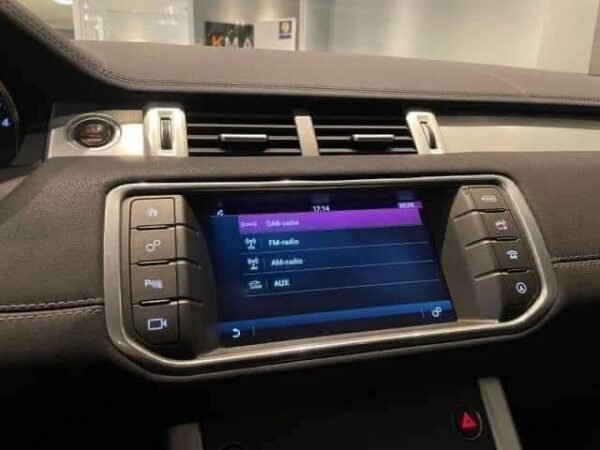 Land Rover Range Rover Evoque – Image 18