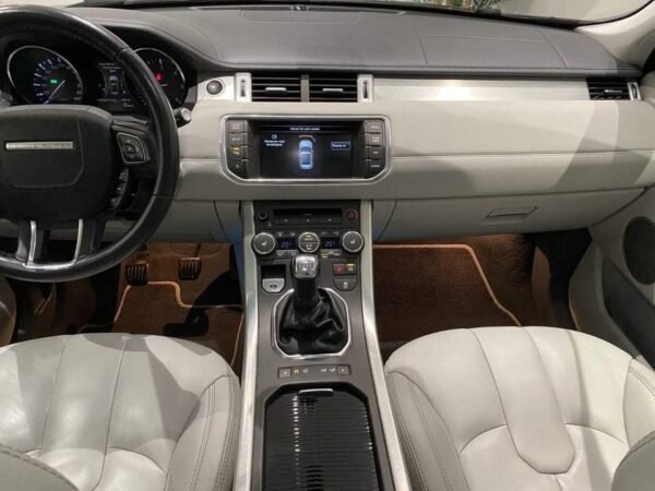 Land Rover Range Rover Evoque – Image 17