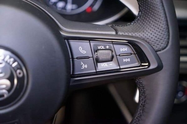 Alfa Romeo Stelvio – Image 11