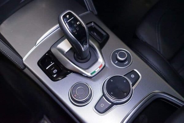 Alfa Romeo Stelvio – Image 18