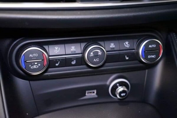 Alfa Romeo Stelvio – Image 17