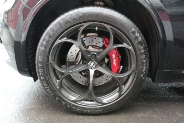 Alfa Romeo Stelvio – Image 11