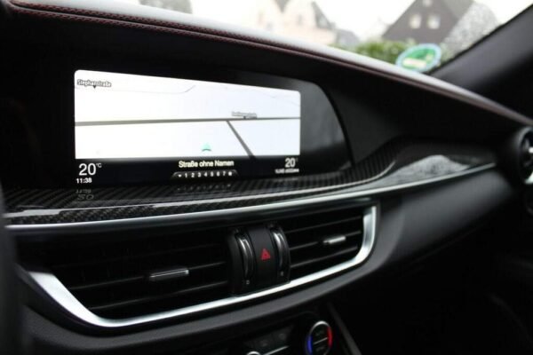 Alfa Romeo Stelvio – Image 14