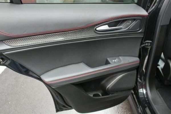 Alfa Romeo Stelvio – Image 17