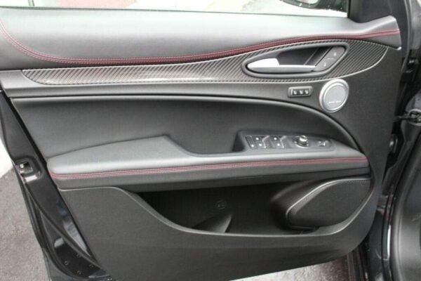 Alfa Romeo Stelvio – Image 16