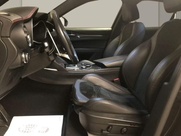 Alfa Romeo Stelvio – Image 23