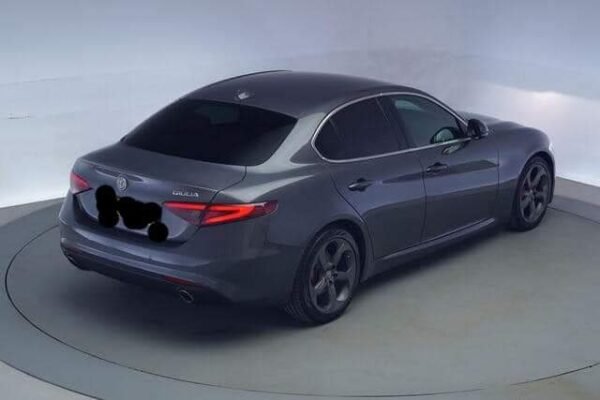 Alfa Romeo Giulia – Image 5