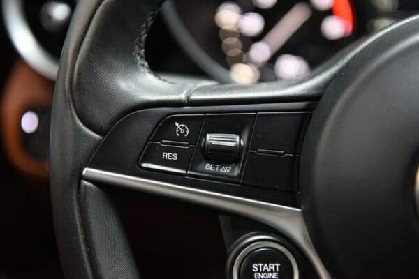 Alfa Romeo Giulia – Image 15