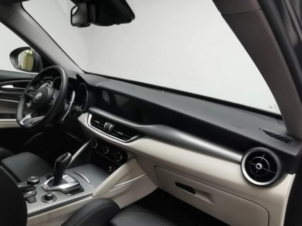 Alfa Romeo Stelvio – Image 13