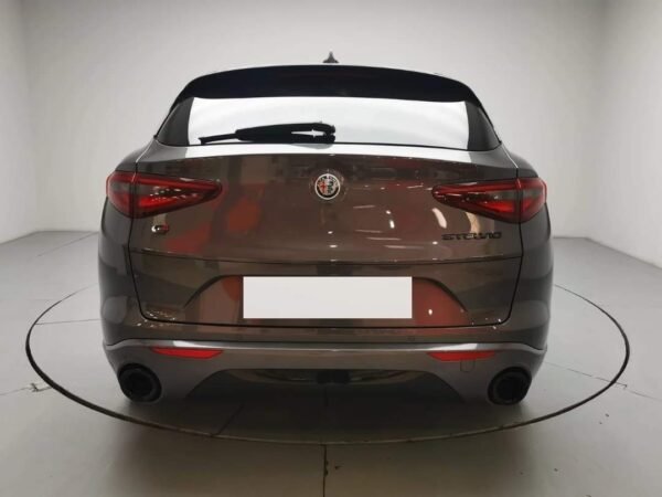Alfa Romeo Stelvio – Image 17