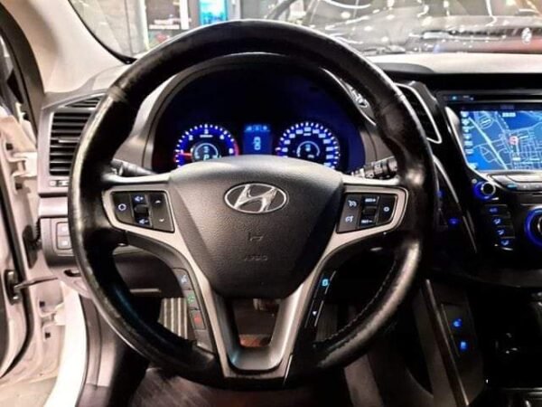 Hyundai i40 – Image 29