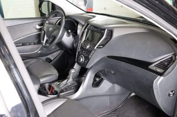 Hyundai Grand Santa Fé – Image 22
