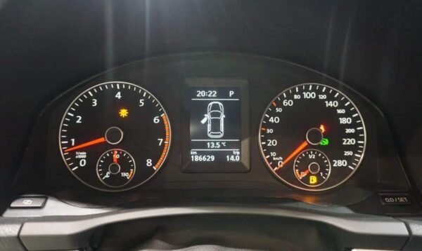 Volkswagen Scirocco – Image 34