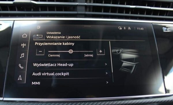 Audi RS Q8 – Image 32