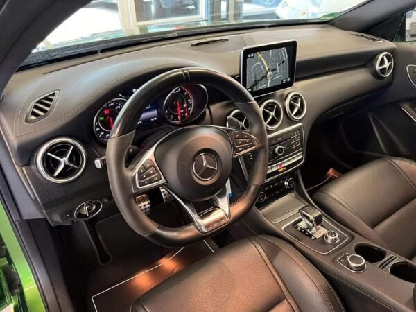 Mercedes-Benz A 45 AMG – Image 9